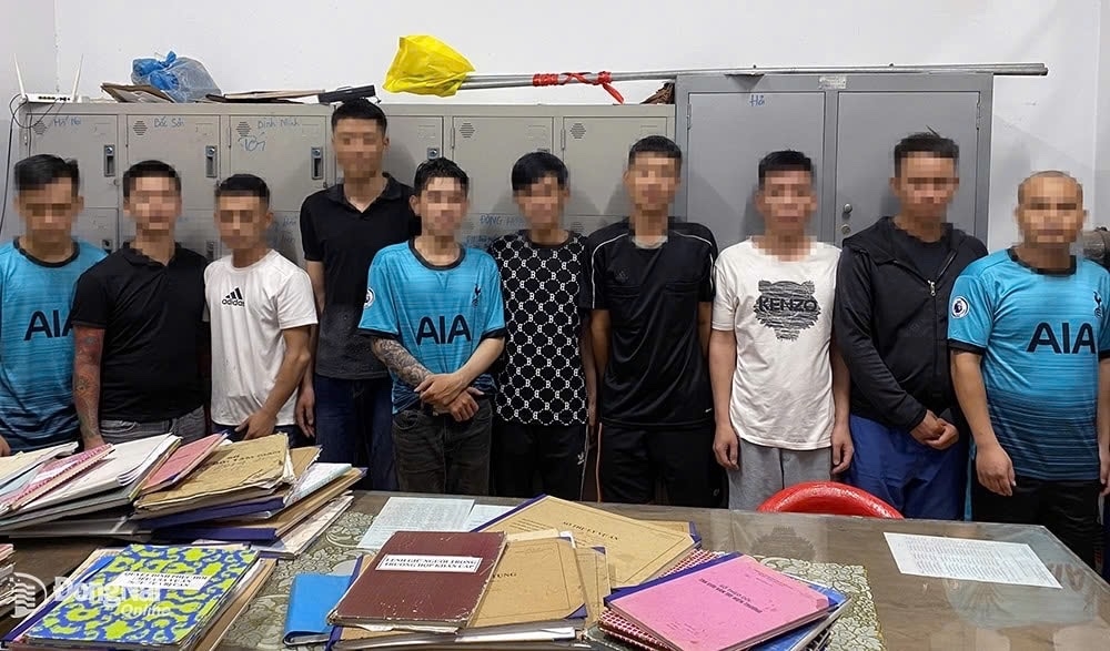 Một số đối tượng liên quan đến cho vay nặng lãi bị công an bắt giữ