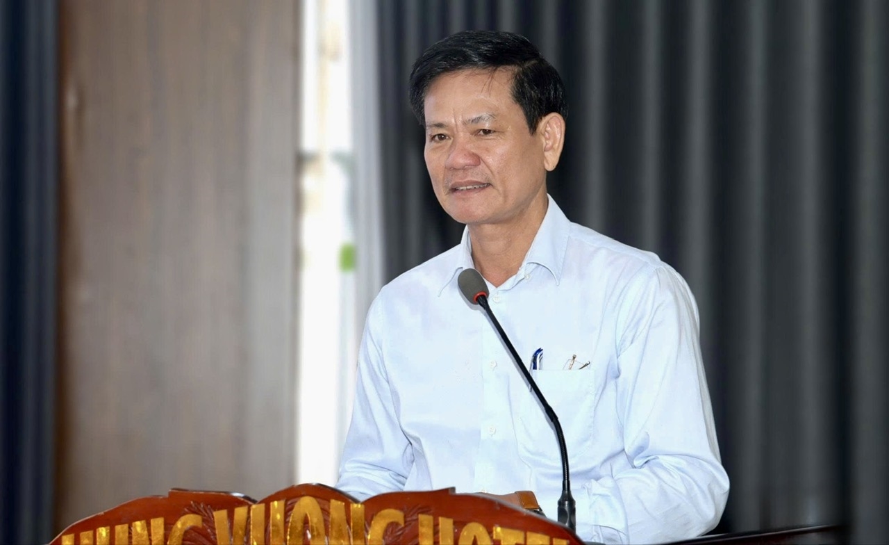 Đồng chí Ngô Văn Trọng - Ủy viên Ban Thường vụ Tỉnh ủy, Trưởng ban Tuyên giáo và Dân vận Tỉnh Quảng Ngãi phát biểu tại Hội nghị