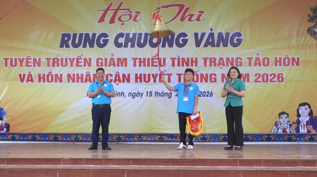 Sở Dân tộc và Tôn giáo tỉnh Cao Bằng phối hợp với Trường Phổ thông Dân tộc Nội trú THCS Nguyên Bình tổ chức Hội thi “Rung chuông vàng” tuyên truyền giảm thiểu tình trạng tảo hôn và hôn nhân cận huyết thống năm 2026