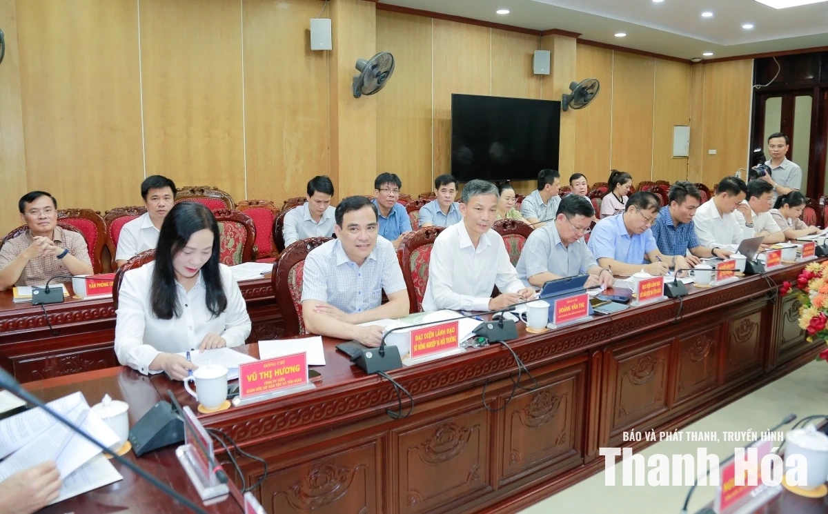 Các đại biểu dự buổi làm việc