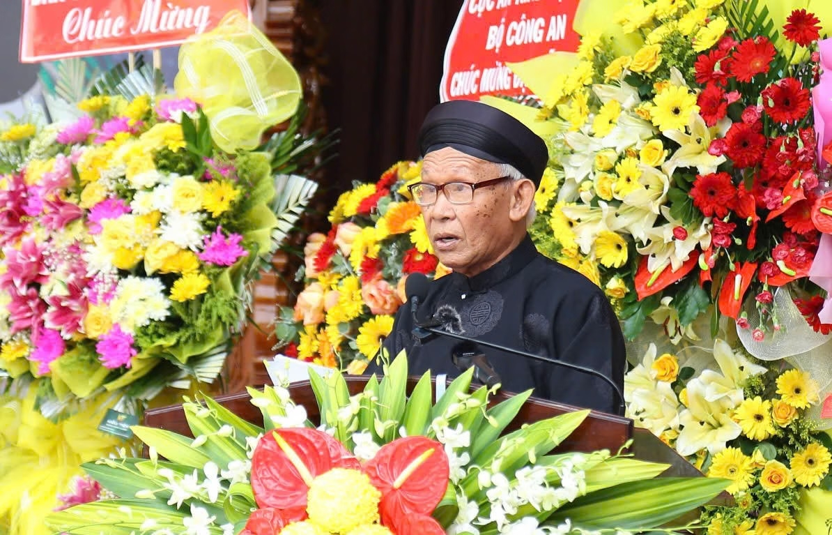 Ông Nguyễn Tấn Đạt, Trưởng Ban Trị sự Trung ương Giáo hội Phật giáo Hòa Hảo