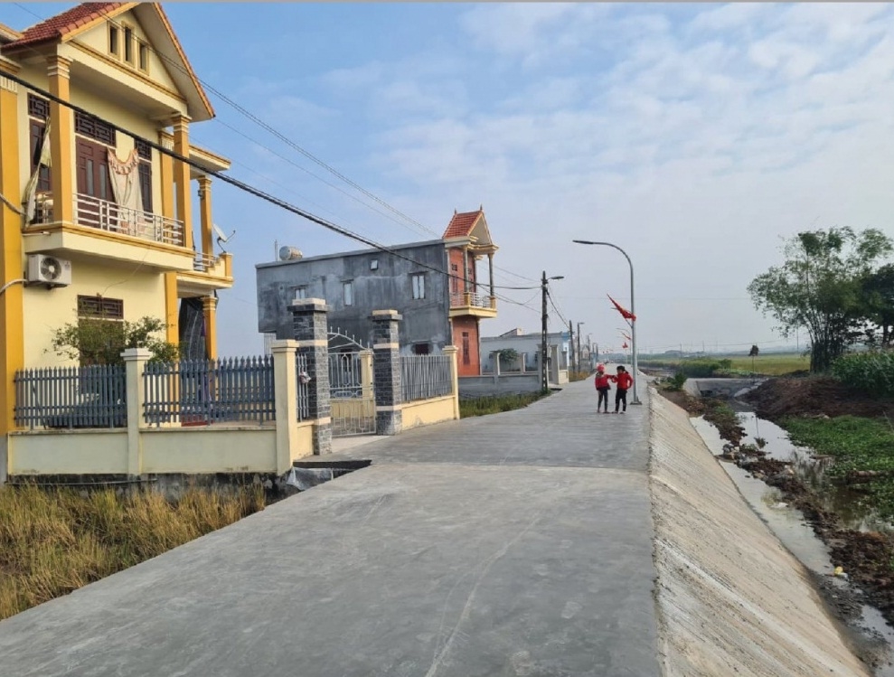 Giáo dân tương trợ nhau làm kinh tế, góp phần nâng cao chất lượng cuộc sống, mang lại diện mạo ngày một khang trang hơn cho các xứ, họ đạo
