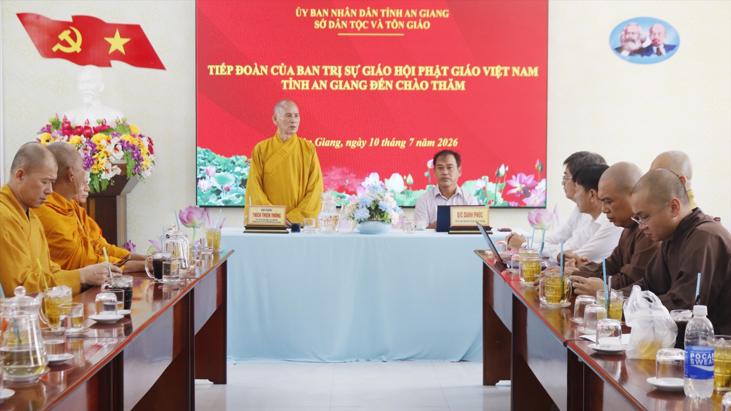 Ban Trị sự Giáo hội Phật giáo Việt Nam tỉnh An Giang thăm, báo cáo kết quả Đại hội tại Sở Dân tộc và Tôn giáo tỉnh