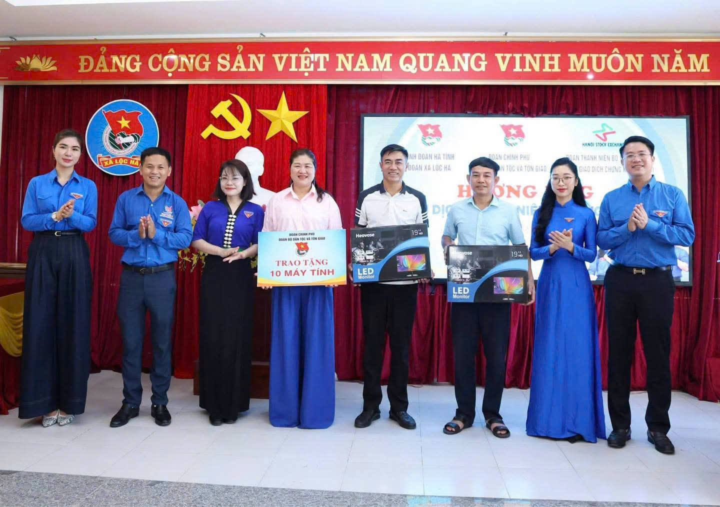 Tại Hà Tĩnh: Tuổi trẻ Bộ Dân tộc và Tôn giáo phát huy tinh thần xung kích, lan tỏa nghĩa tình trong Chiến dịch "Kỳ nghỉ hồng" năm 2026 2