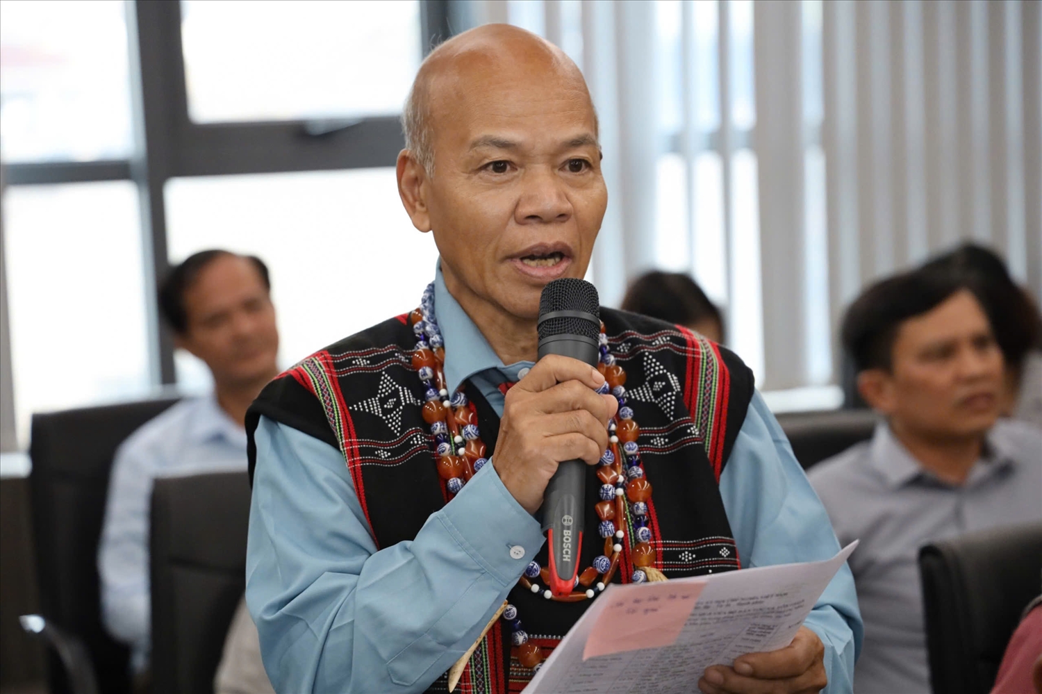Ông Đinh Văn Nghĩa, người có uy tín thôn Tống Cóoi, xã Sông Vàng, thành phố Đà Nẵng. Ảnh: Hoàng Minh