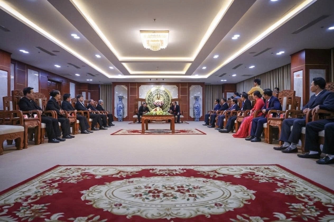 Quang cảnh buổi tiếp