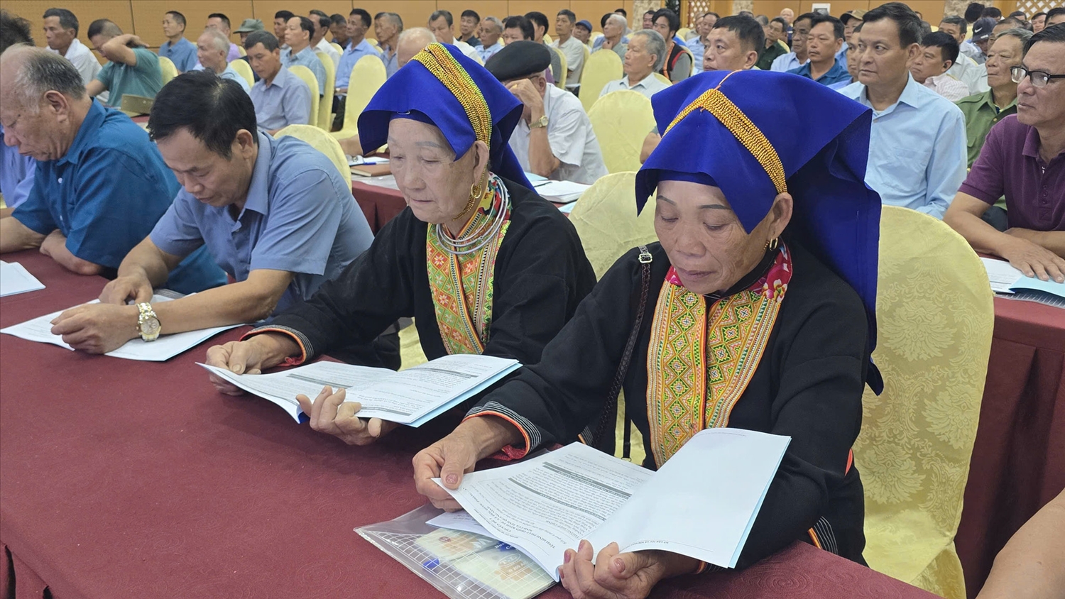 Các đại biểu tham dự hội nghị được cập nhật nhiều chủ trương, chính sách mới và thông tin quan trọng về phát triển kinh tế - xã hội, công tác dân tộc và các chương trình dành cho vùng đồng bào dân tộc thiểu số