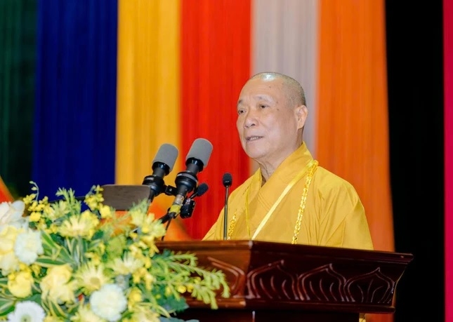 Hòa thượng Thích Bảo Nghiêm - Phó Chủ tịch Hội đồng Trị sự, Trưởng Ban Trị sự Giáo hội Phật giáo Việt Nam Thành phố Hà Nội, Trưởng Ban tổ chức Đại hội phát biểu tại Đại hội
