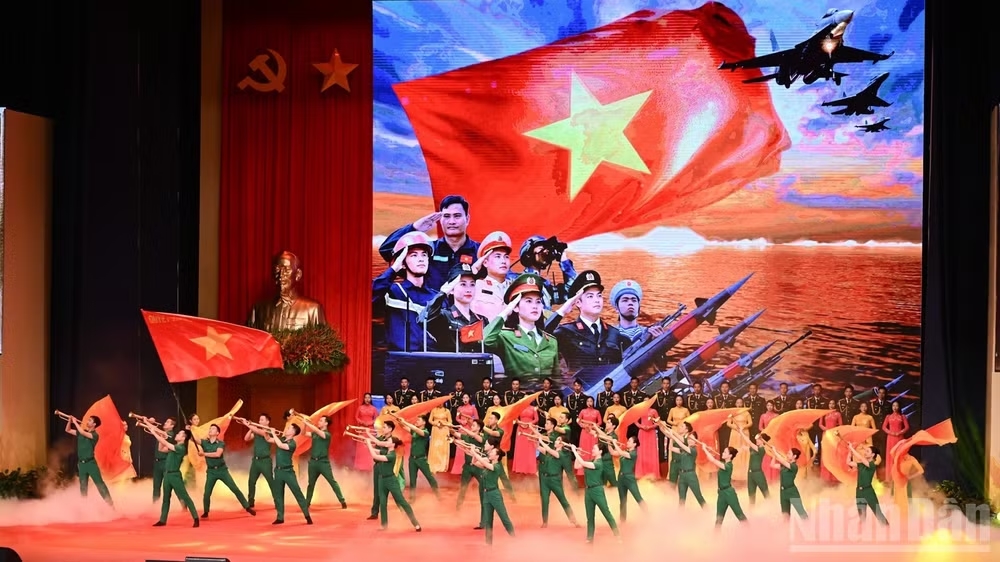 Một tiết mục văn nghệ đặc sắc được biểu diễn tại hội nghị. (Ảnh: TRẦN HẢI)