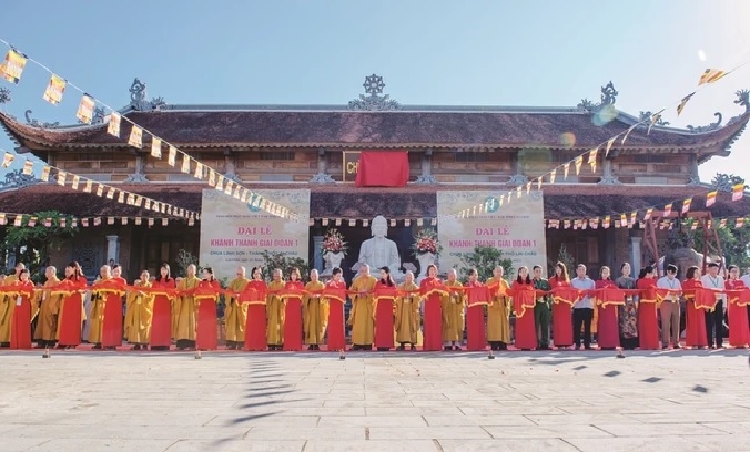 Lễ khánh thành chùa Linh Sơn, trụ sở Ban Trị sự Giáo hội Phật giáo Việt Nam tỉnh Lai Châu năm 2022
