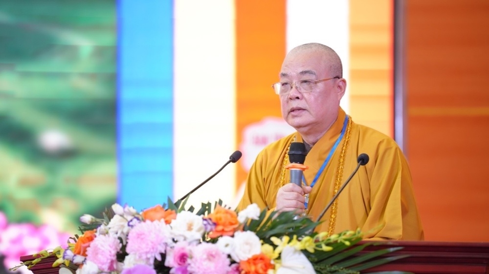 Hòa thượng Thích Thanh Nhiễu - Ủy viên Thường trực Hội đồng Chứng minh, Phó Chủ tịch Thường trực Hội đồng Trị sự, Trưởng ban Trị sự Giáo hội Phật giáo Việt Nam tỉnh Lai Châu, Trưởng ban Tổ chức Đại hội phát biểu khai mạc Đại hội