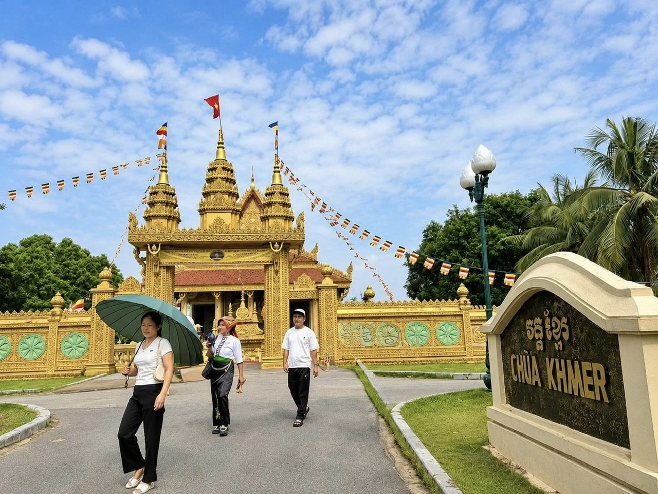 Chùa Khmer tại Làng Văn hóa - Du lịch các dân tộc Việt Nam