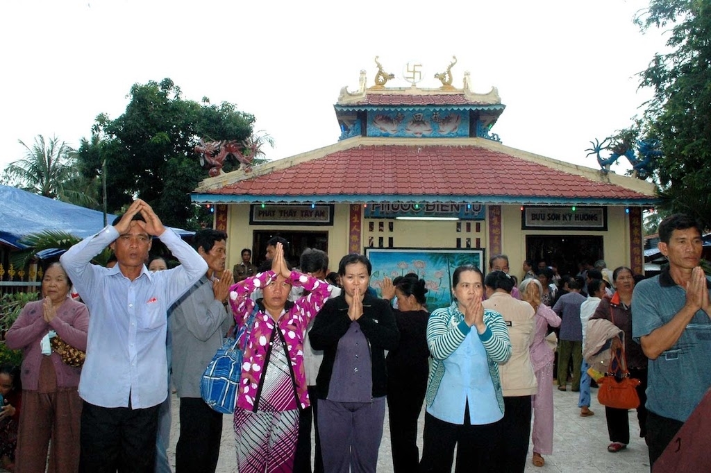 Ngoài con đường tu học thì người tín đồ Bửu Sơn Kỳ Hương ở Nghĩa Thành luôn hoàn thành trọng trách của người công dân đối với đất nước