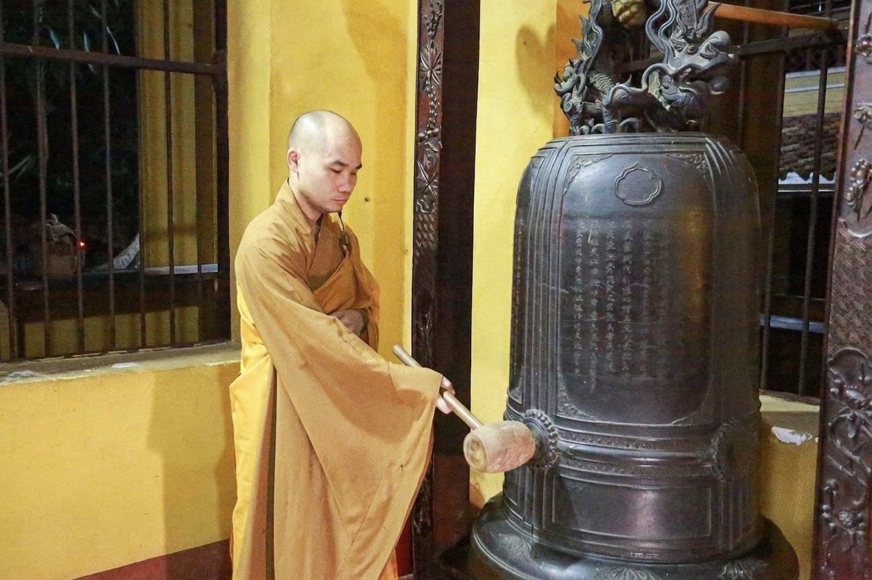 Tiếng chuông Bát nhã ngân vang gửi gắm lời tri ân đến các Anh hùng liệt sĩ đã hy sinh vì Tổ quốc