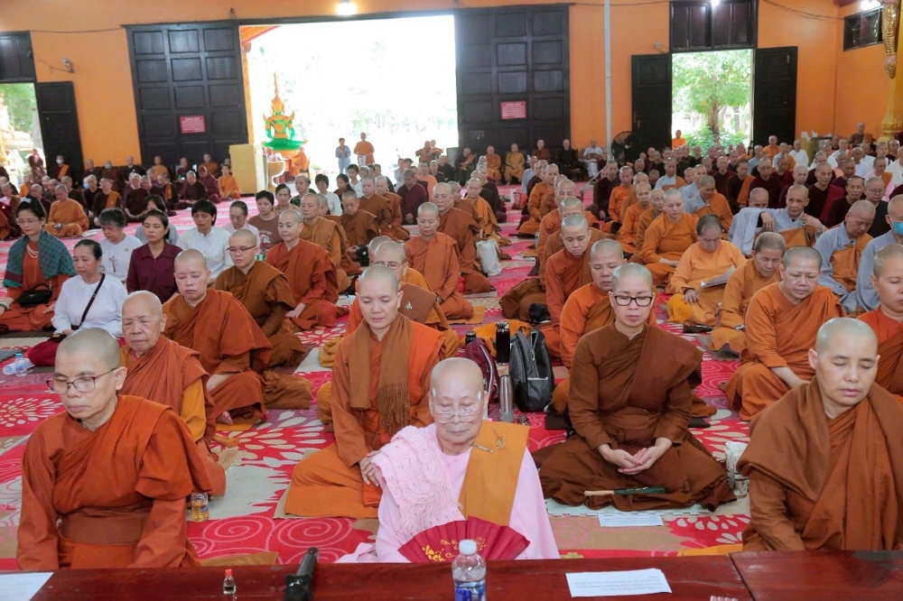 Ba tháng an cư là thời gian tinh tấn nhất trong năm của người xuất gia
