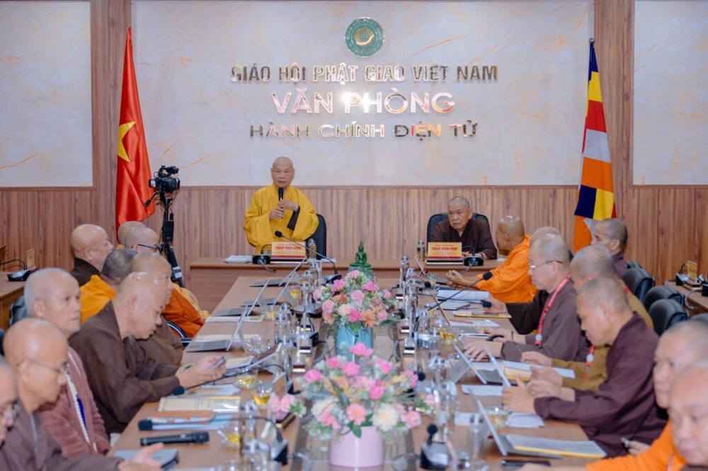 Hòa thượng Thích Thiện Nhơn phát biểu tại Hội nghị
