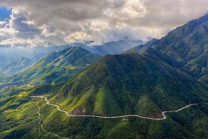 Vùng đồng bào dân tộc thiểu số và miền núi ngày càng hiện diện với một diện mạo mới. Không còn chỉ là phông nền hùng vĩ của núi rừng hay những khung hình giàu chất thơ, vùng cao, miền núi đã trở thành không gian văn hóa sống động, nơi các giá trị truyền thống được kể bằng ngôn ngữ điện ảnh hiện đại 