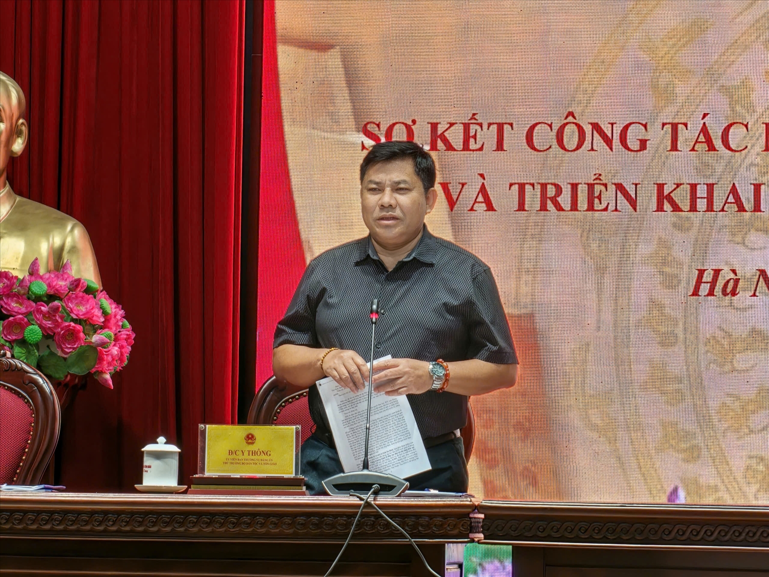 Thứ trưởng Y Thông phát biểu tại Hội nghị