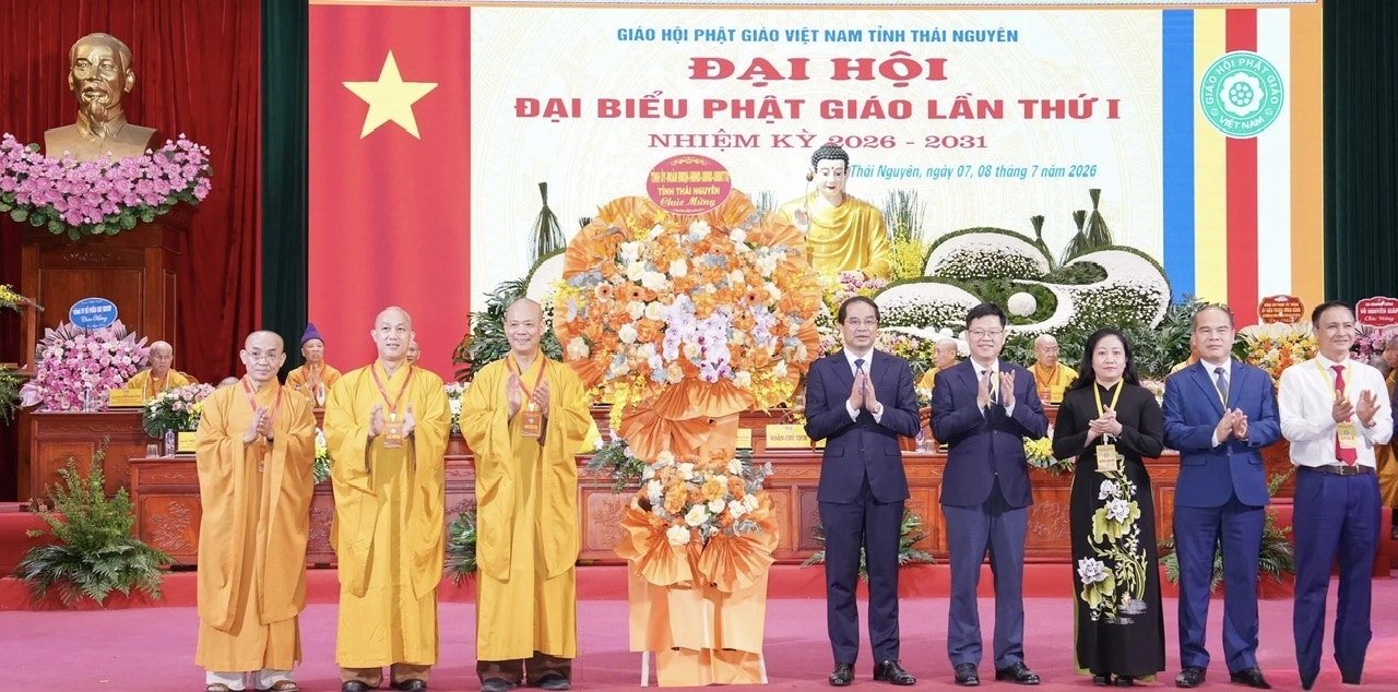 Lãnh đạo tỉnh Thái Nguyên chúc mừng Đại hội