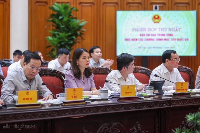Thủ tướng Lê Minh Hưng: Khẩn trương nghiên cứu, đề xuất tích hợp thực chất 4 chương trình mục tiêu quốc gia 2