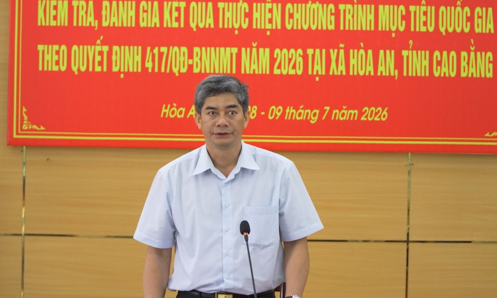 Thứ trưởng Y Vinh Tơr đề nghị xã Hòa An tập trung giải quyết những vấn đề bức thiết của người dân về nước sinh hoạt, điện, nhà ở, đất ở, đất sản xuất và hạ tầng thiết yếu