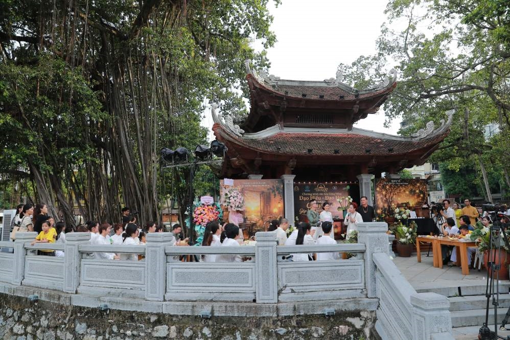 Chương trình Duyên 8 được tổ chức tại Hồ Văn, nơi gắn với truyền thống hiếu học và tôn sư trọng đạo