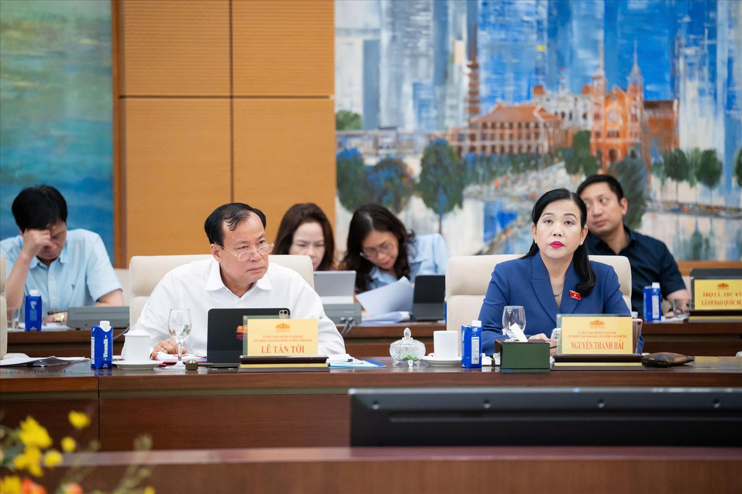 Các đại biểu tham dự Phiên họp