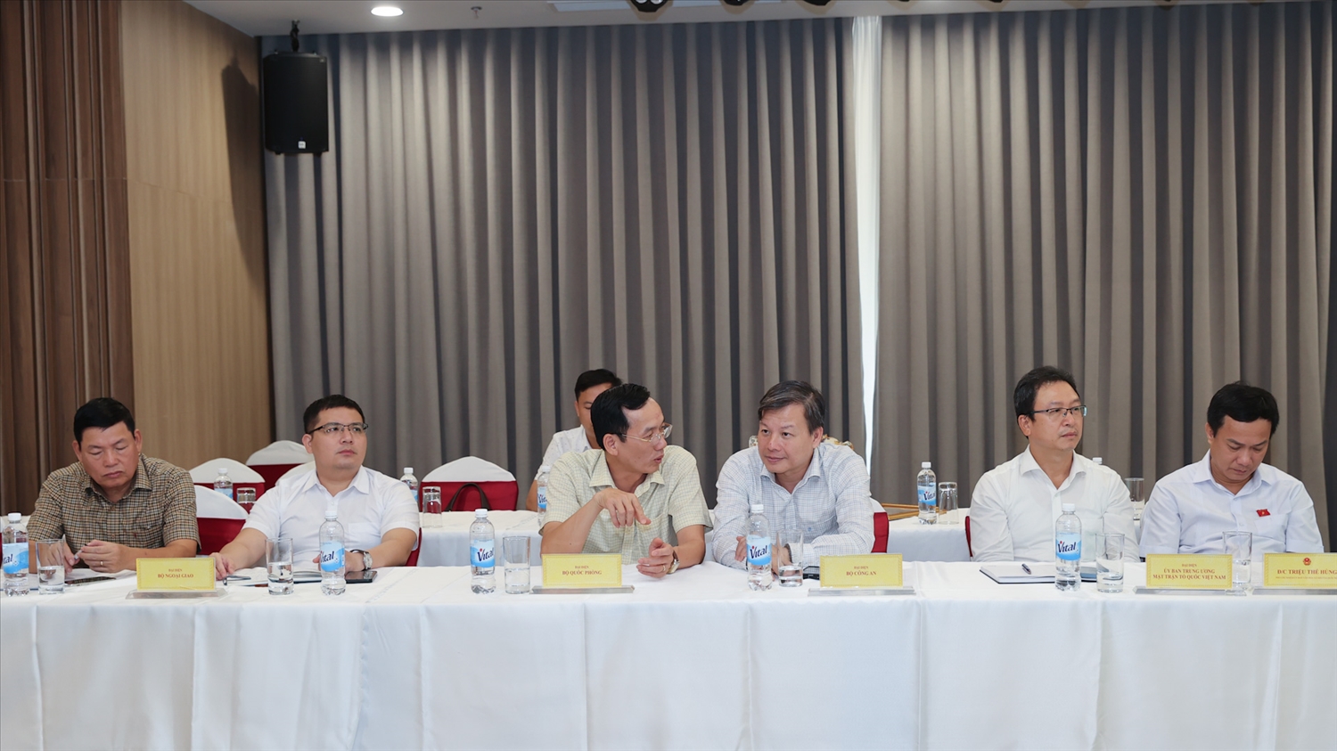 Các đại biểu tham dự Hội nghị