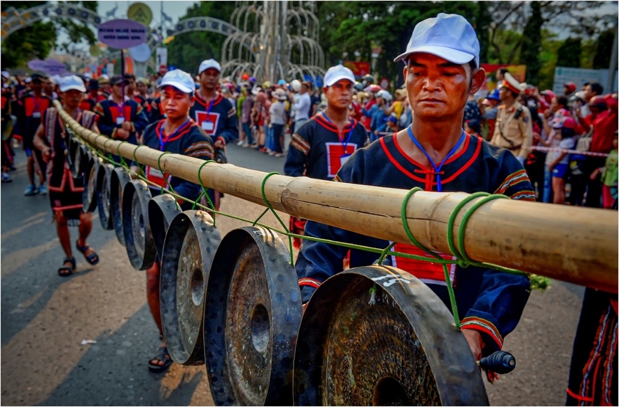 Âm nhạc các dân tộc thiểu số Tây Nguyên, với những giá trị vốn có của mình đã trường tồn cùng dân tộc