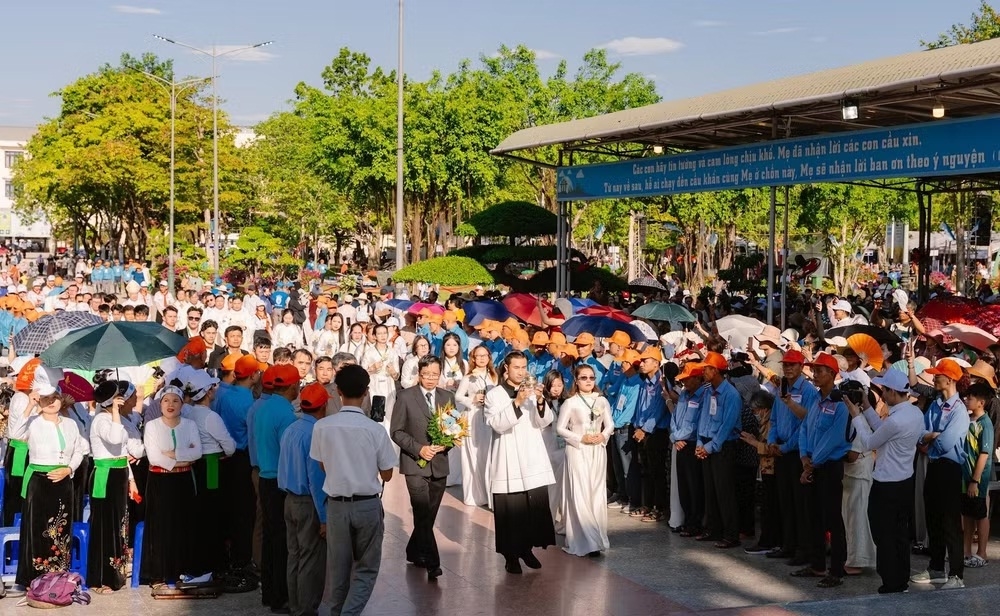 Lễ đón các đại biểu tham dự Đại hội Hành hương Đức Mẹ La Vang 