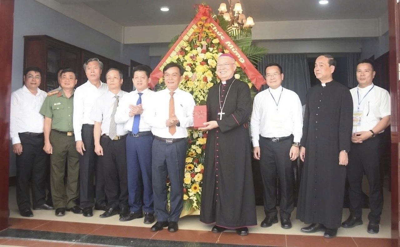Tổng Giám mục Giuse Đặng Đức Ngân khẳng định sẽ tiếp tục cùng chung tay xây dựng quê hương, đất nước ngày phát triển