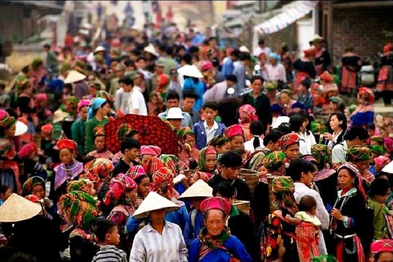 Với không khí trong lành của núi rừng miền biên cương, Phố Kỳ Lừa đã tạo được ấn tượng sâu sắc khó phai đối với du khách mỗi khi đến với Lạng Sơn. Du khách trong nước và quốc tế dạo quanh khu Phố, đôi lúc dừng chân rẽ vào chợ Kỳ Lừa để chiêm ngưỡng, tìm hiểu và mua vài món quà kỷ niệm cho chuyến đi