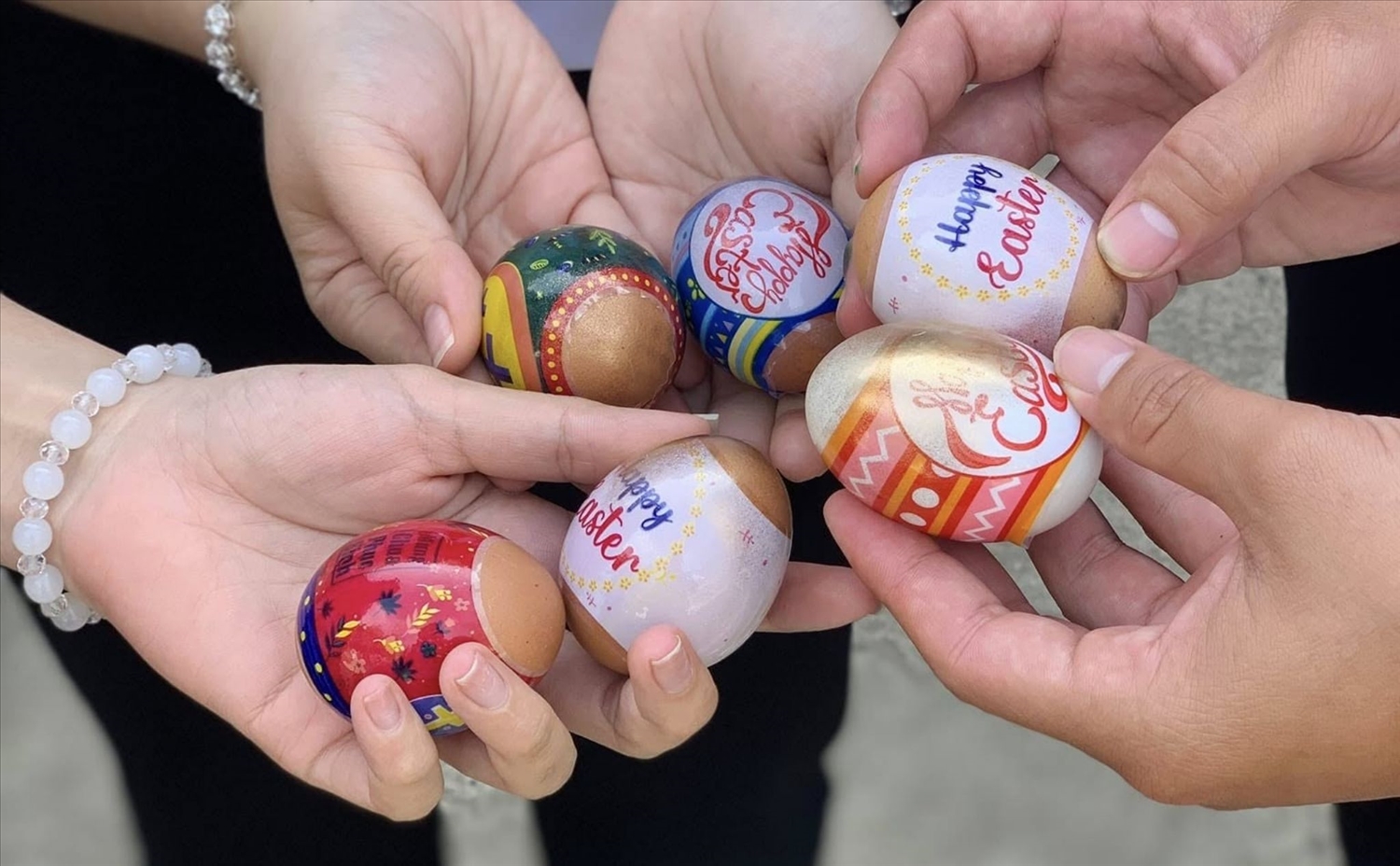 Easter eggs are a characteristic symbol of Easter, representing new life, rebirth and the resurrection of Jesus Christ