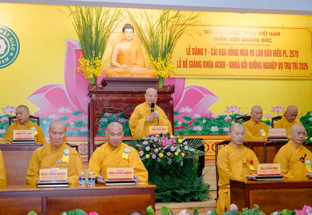 Hòa thượng Thích Thiện Nhơn phát biểu tại buổi lễ
