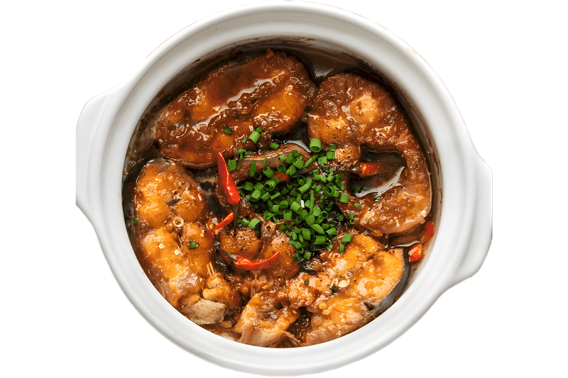 Clay-pot braised fish
