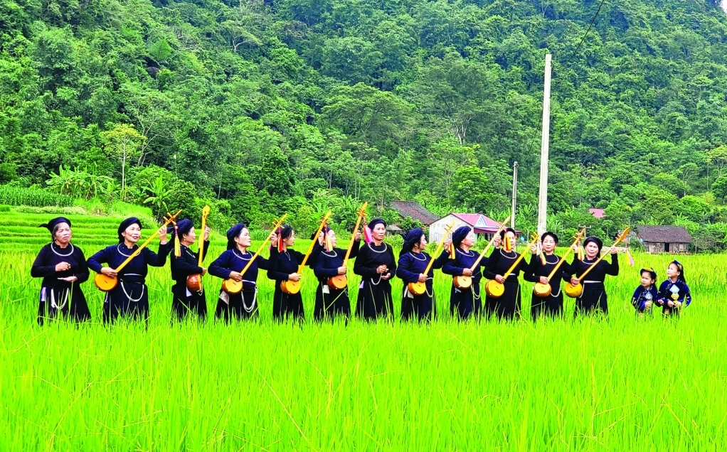 Tiếng hát Then vẫn được truyền dạy trong đời sống văn hóa của người Tày tỉnh Tuyên Quang