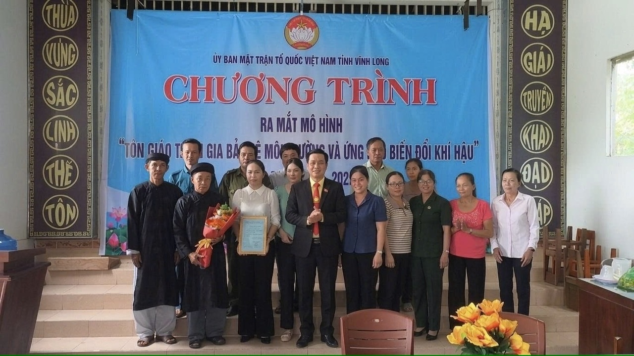 Ra mắt Tổ quản lý mô hình “Tôn giáo tham gia bảo vệ môi trường và ứng phó với biến đổi khí hậu”