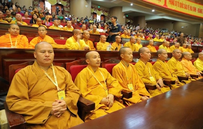 Các tăng ni tham dự Đại hội