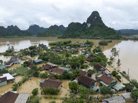 Tân Hóa đã từng thường xuyên rơi vào cảnh ngập lụt 