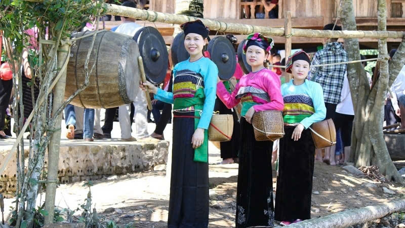 Trải nghiệm văn hoá địa phương khi khu khách trong nước và quốc tế đến rừng quốc gia Bến En