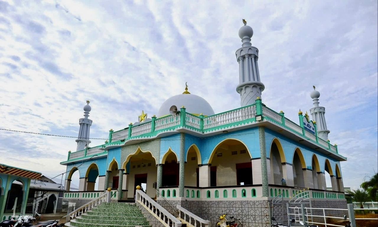 Thánh đường là không gian sinh hoạt tín ngưỡng, nơi cộng đồng Chăm Islam ở An Giang thực hành nghi lễ tôn giáo, gặp gỡ, sẻ chia và gìn giữ những giá trị văn hóa truyền thống