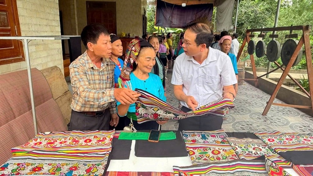 Từ một nghi lễ gắn với sinh kế nông nghiệp, “Xỏ Nặm Phạ” hôm nay trở thành không gian kết nối cộng đồng, trao truyền ký ức và gìn giữ, phát huy bản sắc văn hóa của người Thái