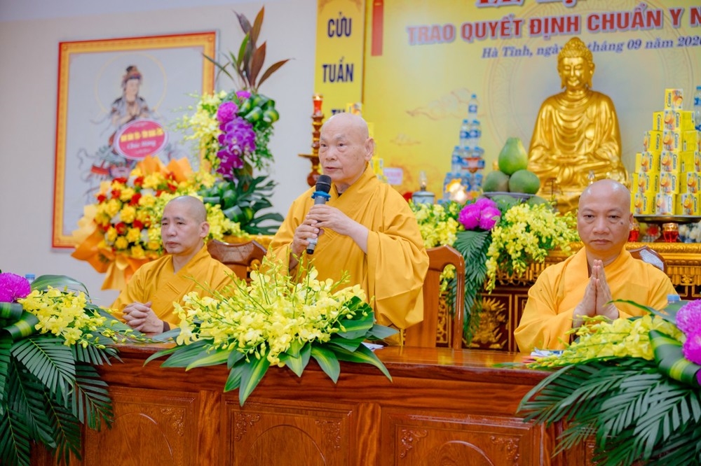 Hòa thượng Thích Thiện Nhơn ban đạo từ tại buổi lễ