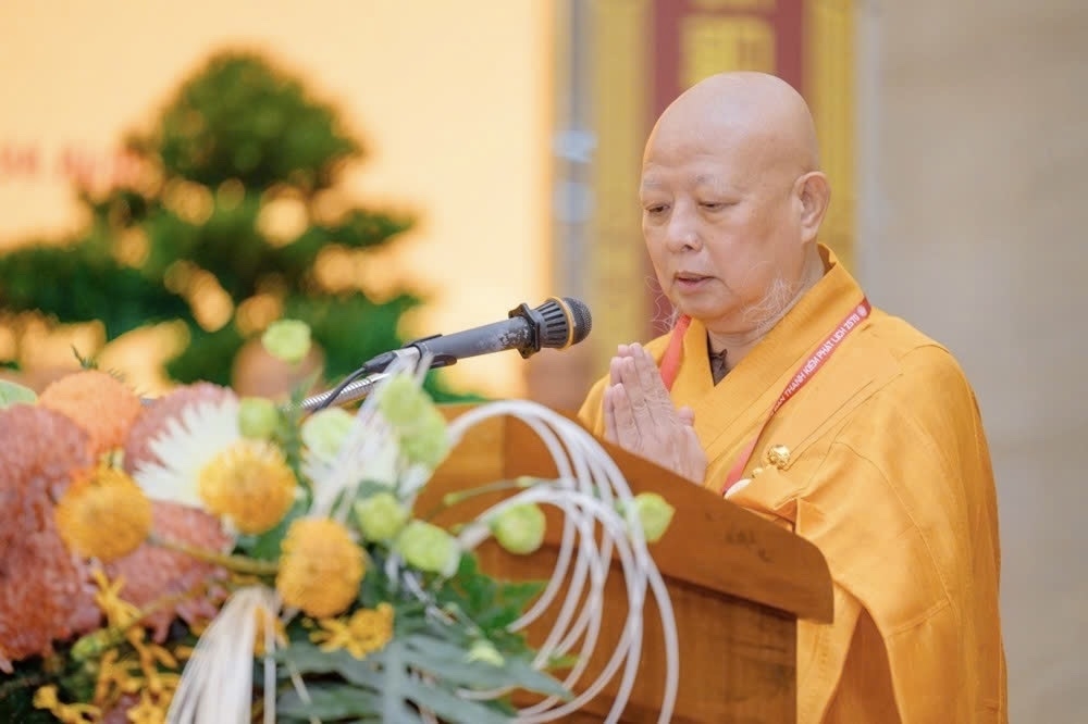 Hòa thượng Thích Lệ Trang phát biểu khai mạc buổi lễ