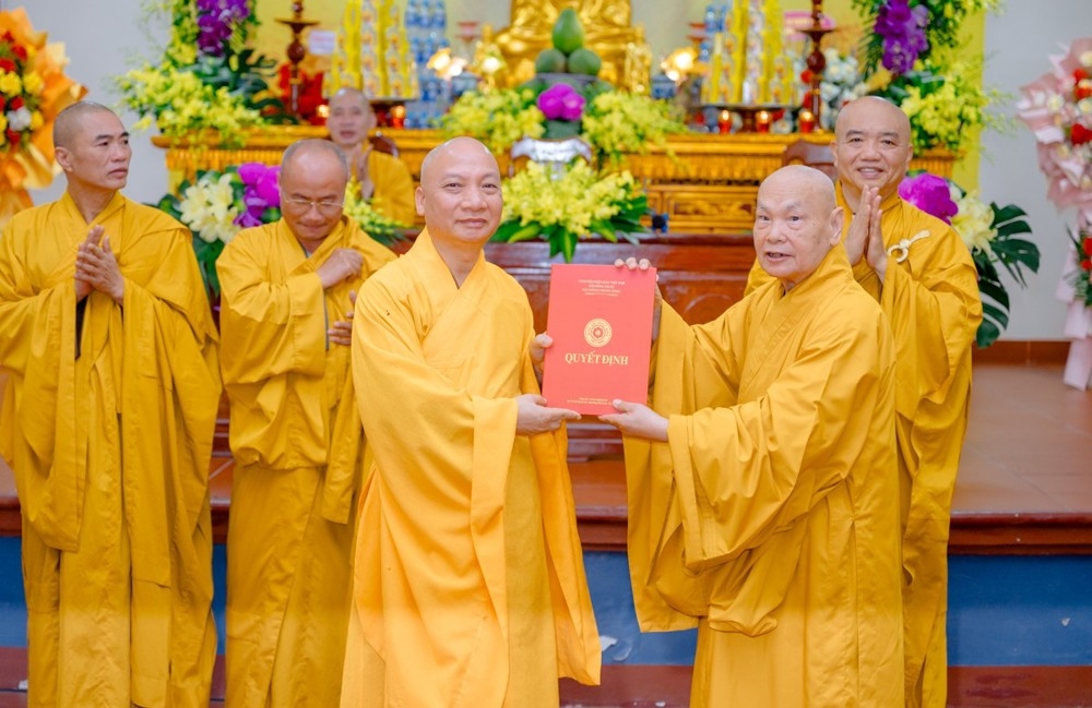 Lễ Tạ pháp khóa An cư kiết hạ và trao Quyết định chuẩn y nhân sự Ban Trị sự Giáo hội Phật giáo Việt Nam tỉnh Hà Tĩnh nhiệm kỳ 2026-2031 3