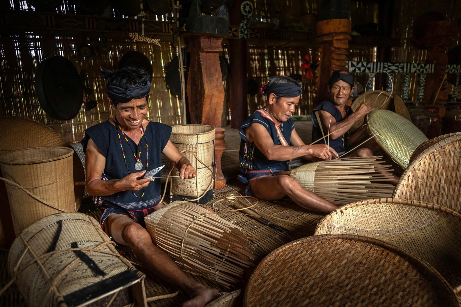Làng Mơhra – Đáp còn giữ được nhiều giá trị văn hóa đặc trưng của người Ba na ở vùng Đông Trường Sơn
