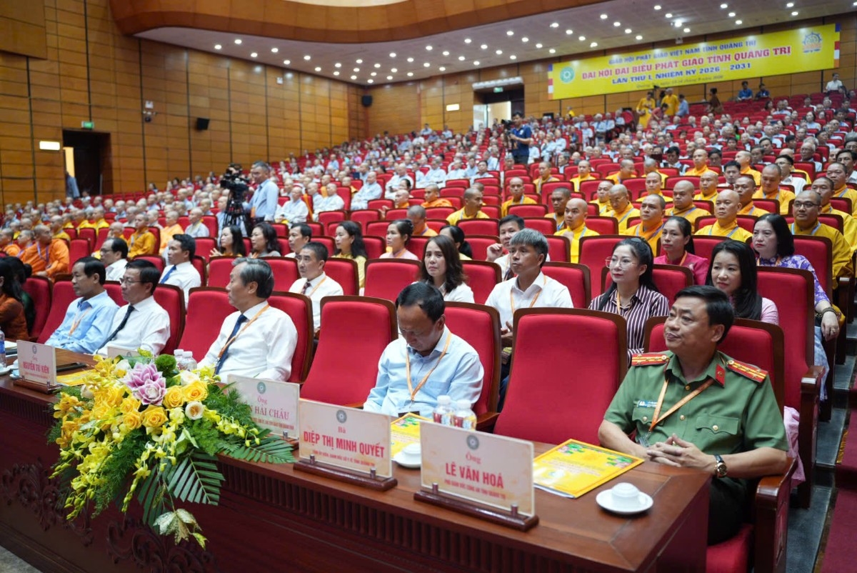 Các đại biểu chính quyền tham dự Đại hội