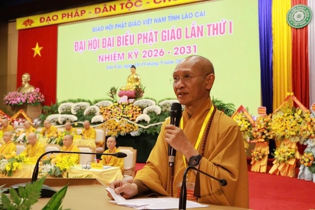Hòa thượng Thích Thanh Điện phát biểu khai mạc Đại hội