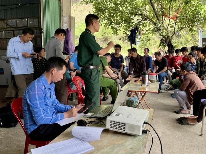 Bộ đội Biên phòng đã tổ chức hàng trăm buổi phổ cập kỹ năng số cho người dân khu vực biên giới