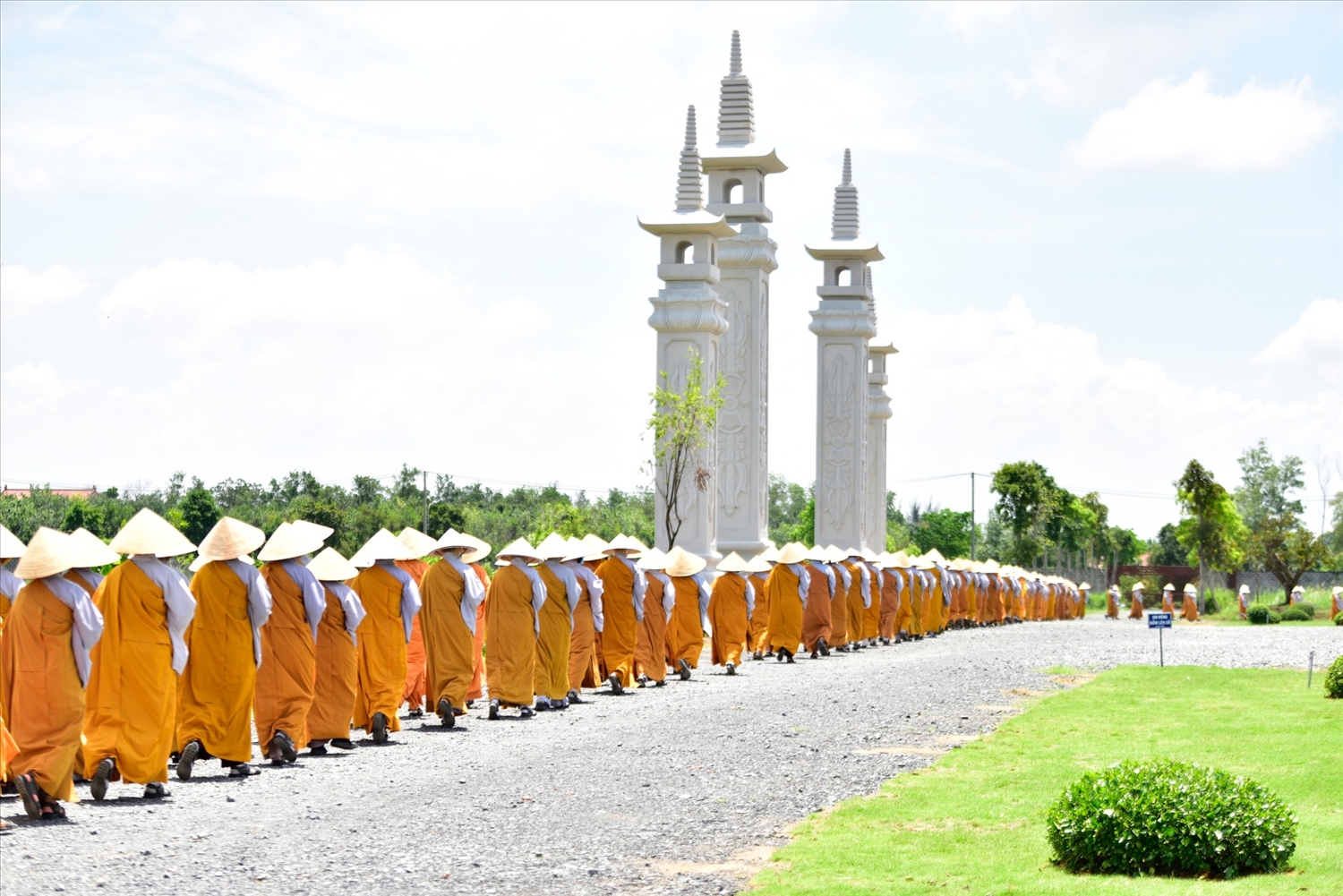 The Summer Retreat is a special time to strengthen the enduring bond between the monastic community and lay Buddhists